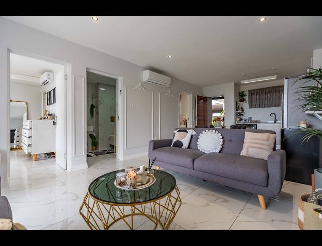 2 BEDROOM APARTMENT FOR SALE IN WINDERMERE
